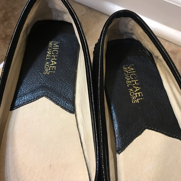 ⚫️Michael Kors Keli Flat - Picture 4 of 8